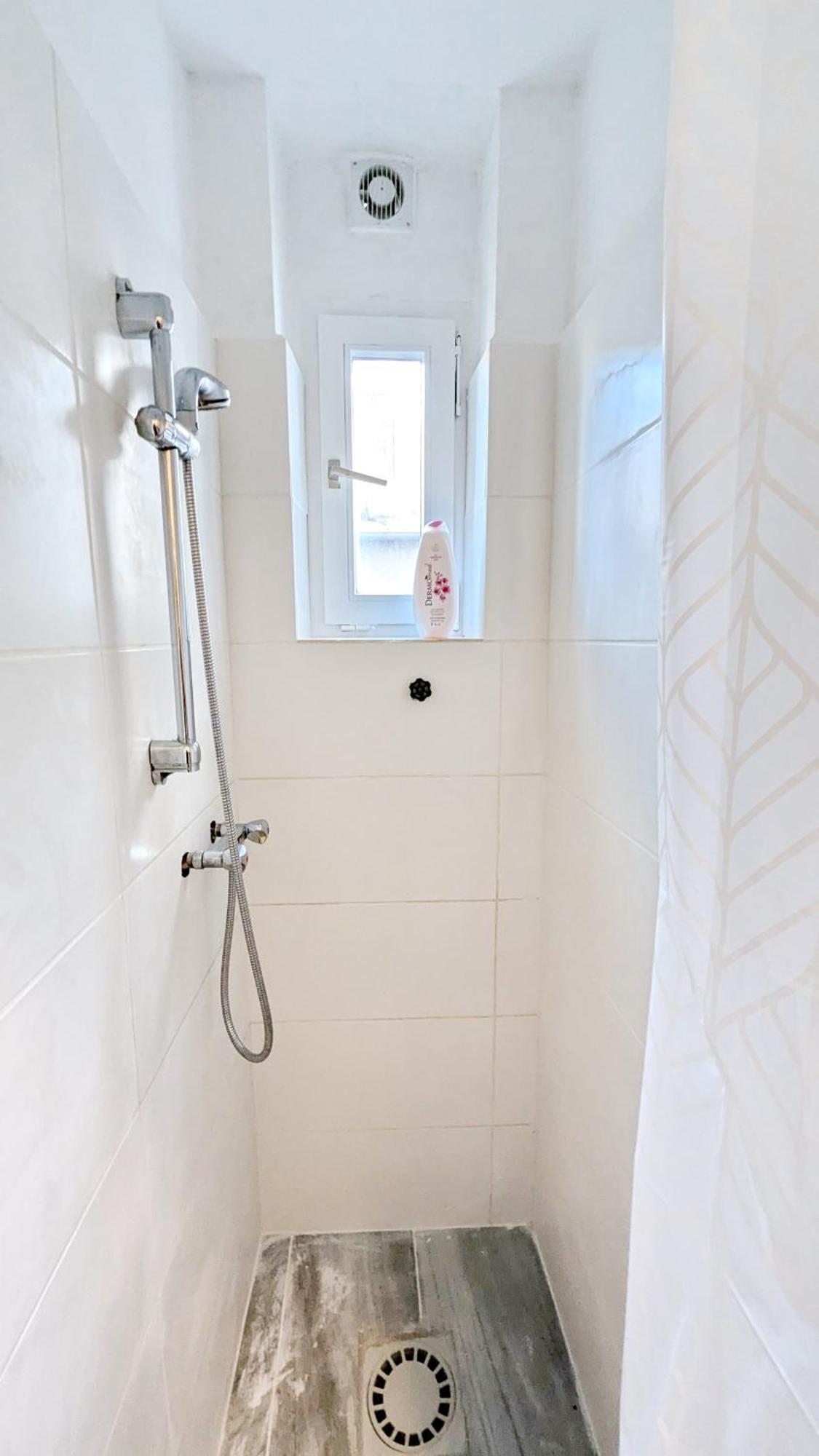 Cozy Rooms In Lugner City Area Viena Exterior foto